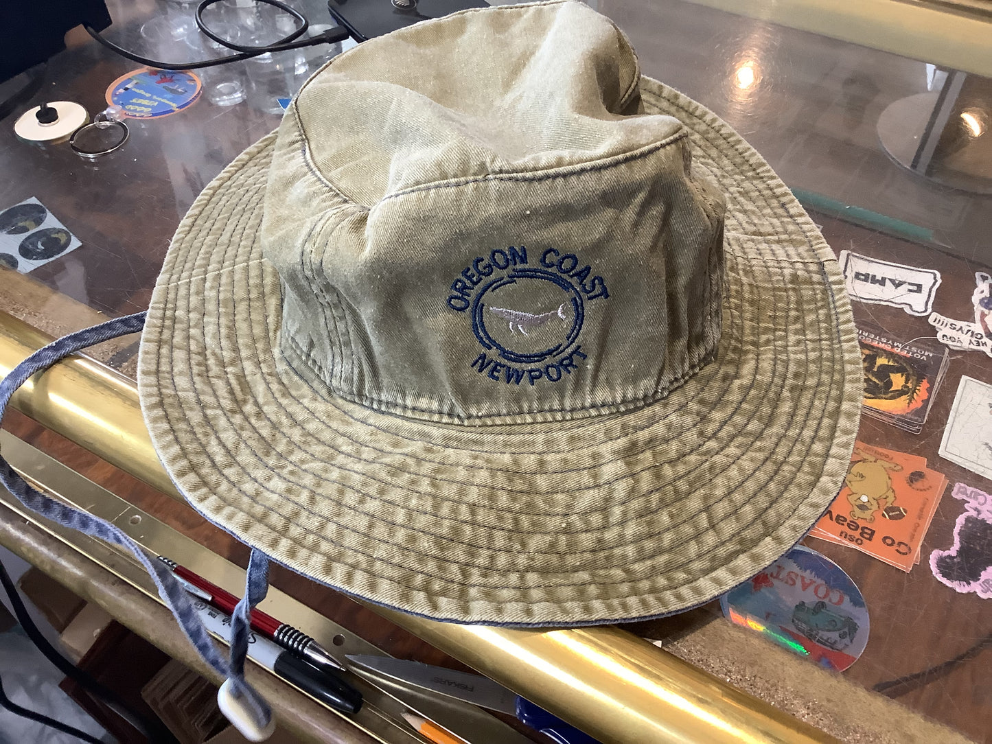 Green- or Blue Aussie Bucket Hat