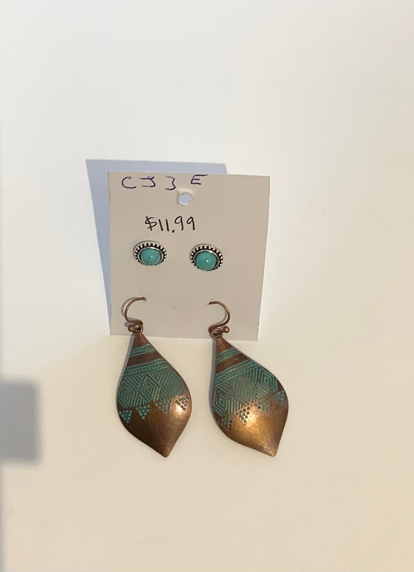 CJ3 E jewelry earrings.Cc