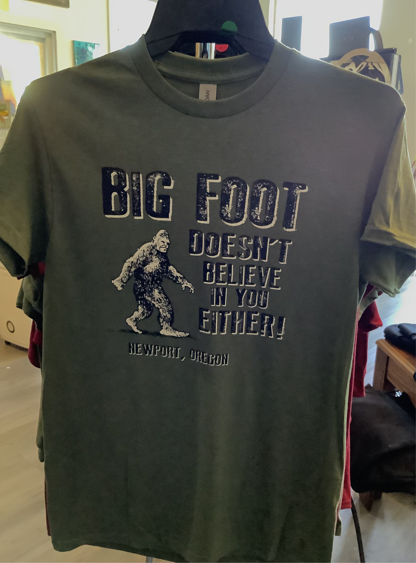 Bigfoot-T Shirt- Medium-Green