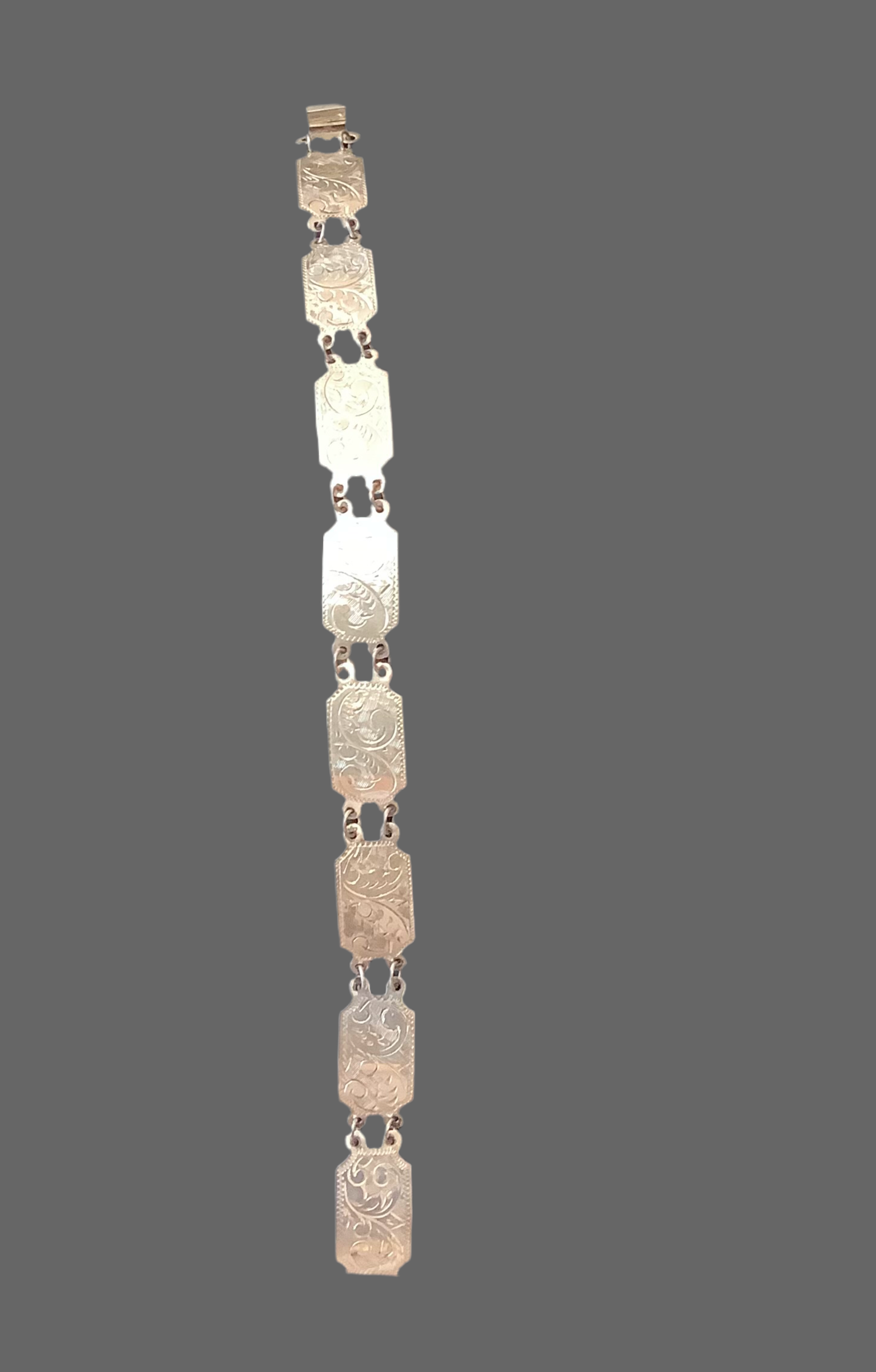 Sterling silver bracelet .CL