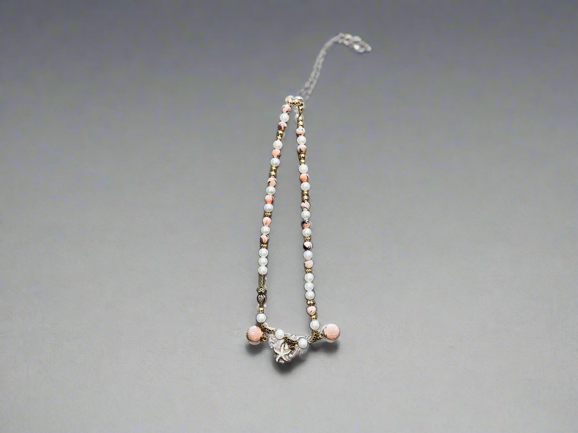 Speciality beaded necklace Toni