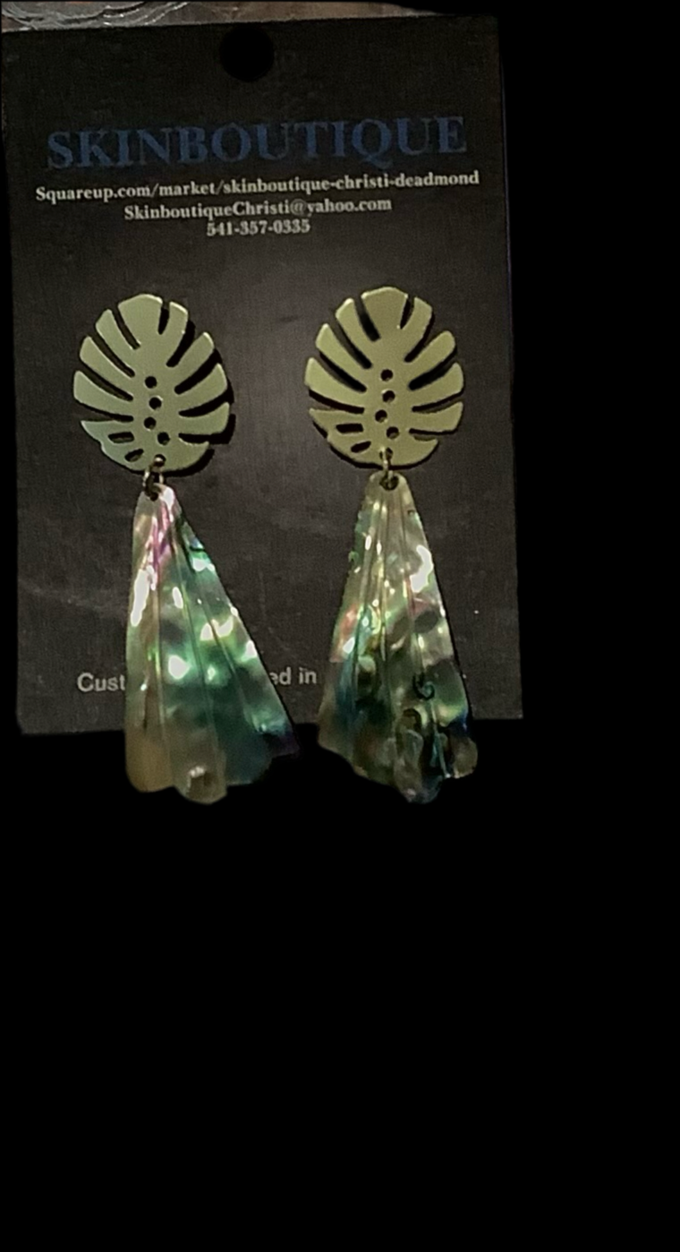 # 33 brass shell earrings- CD