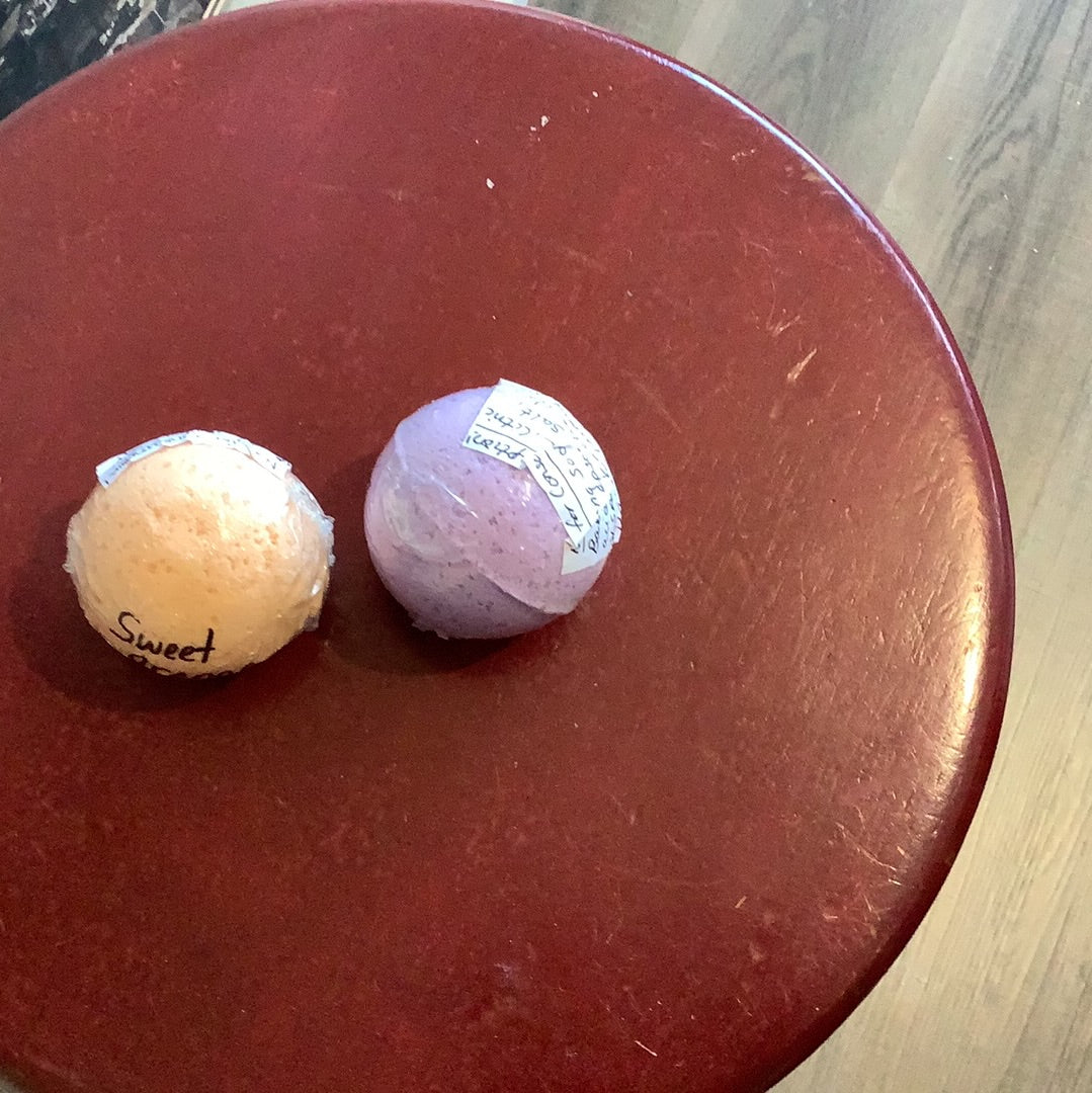 Bath Bomb. (2). Small. Sha
