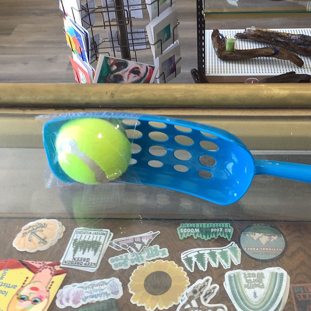 Dog ball launcher CC