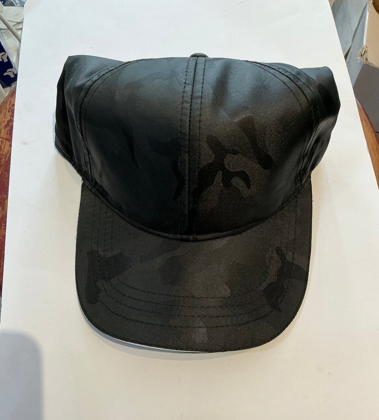 Camo black cap