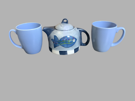 Blue fish teapot set