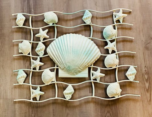 Shell rack metal decor CC