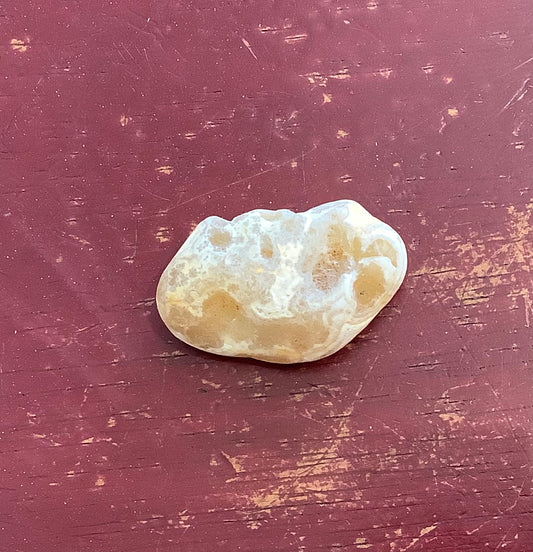 Agate rock.    CC