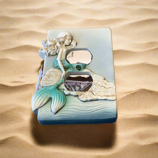 Mermaid Outlet - Cover - CC