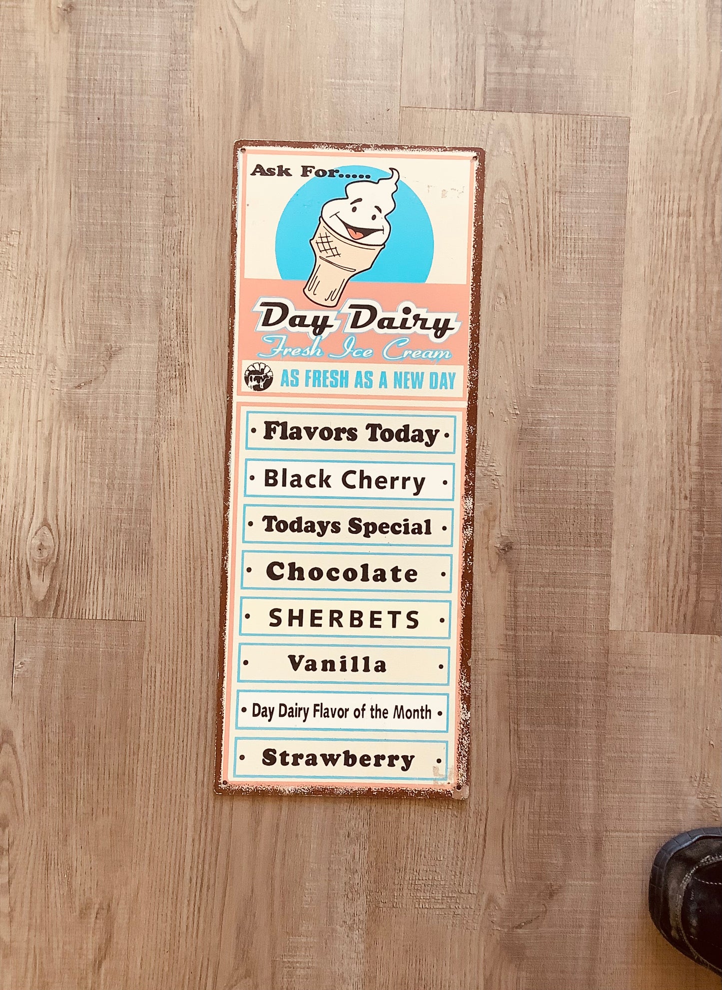 Day Dairy ice cream metal sign. CC