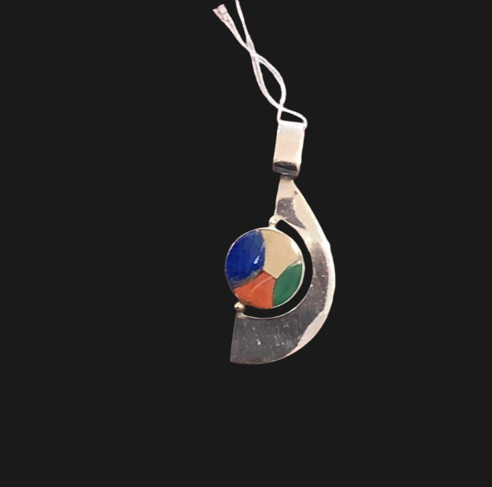 Silver chile handmade pendant.CL