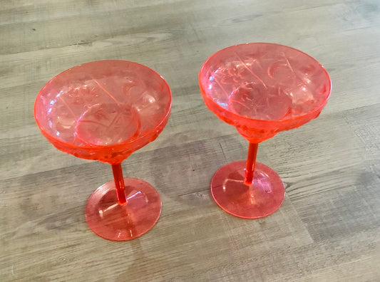 Champagne glasses 2 .  CC