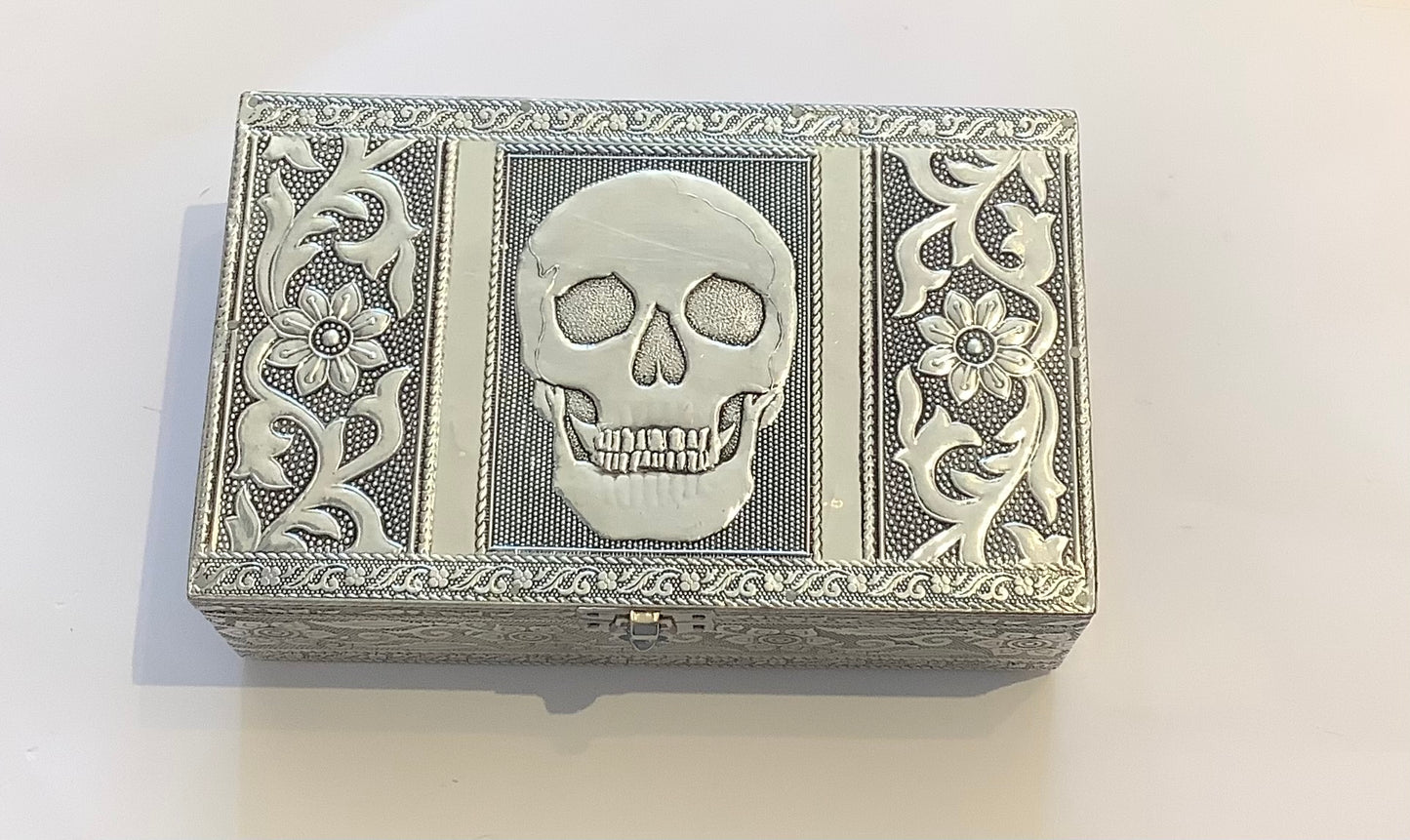 Skull jewelry box