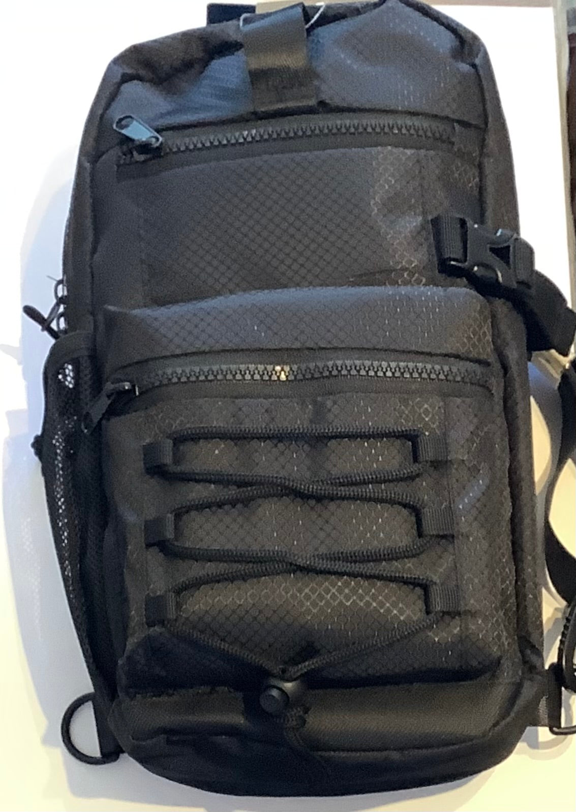 Sports sling bag