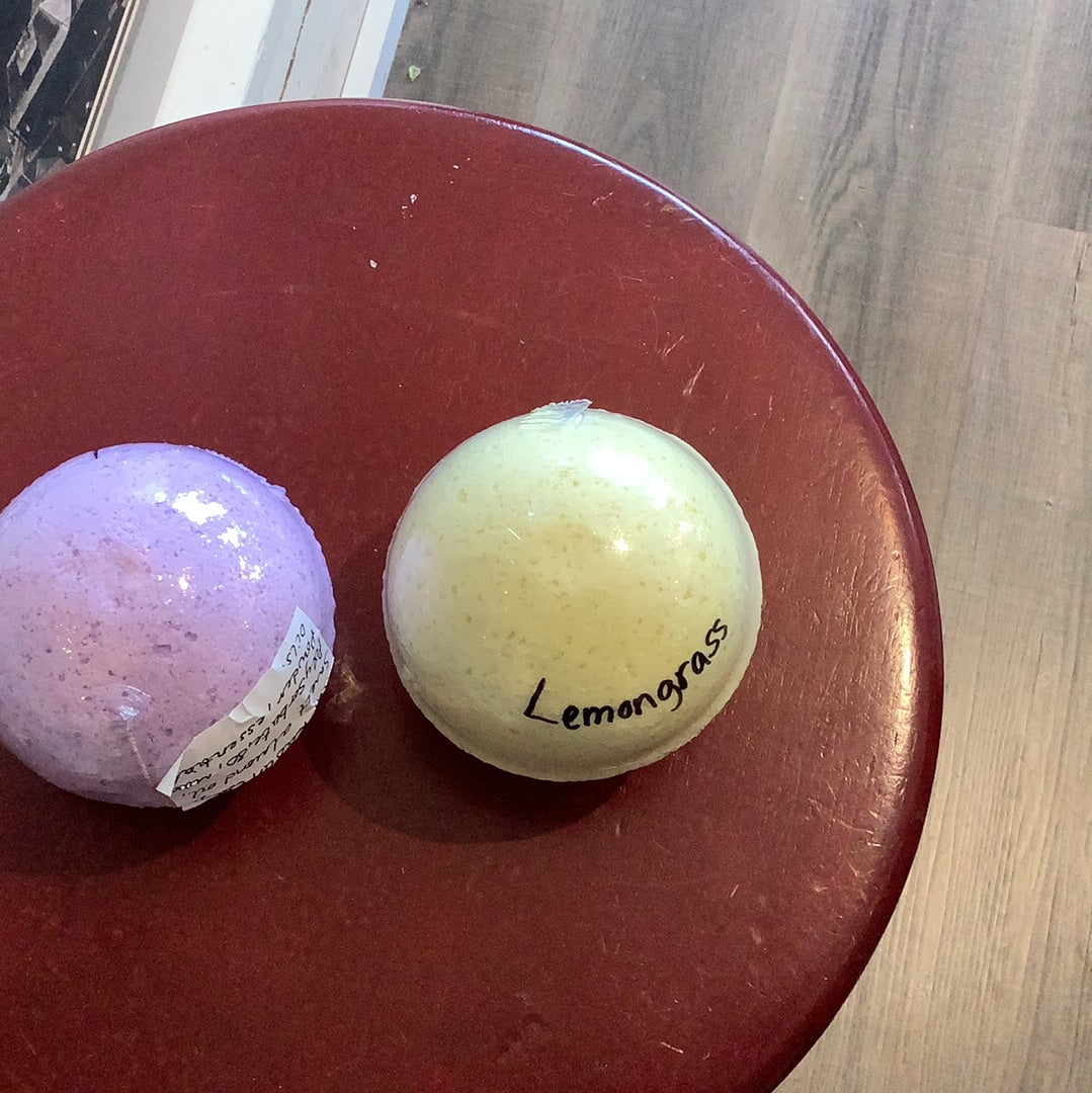 Bath Bomb (2).  Large.  Sha